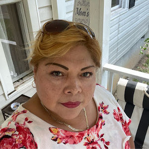 Meet your Posher, Lupe